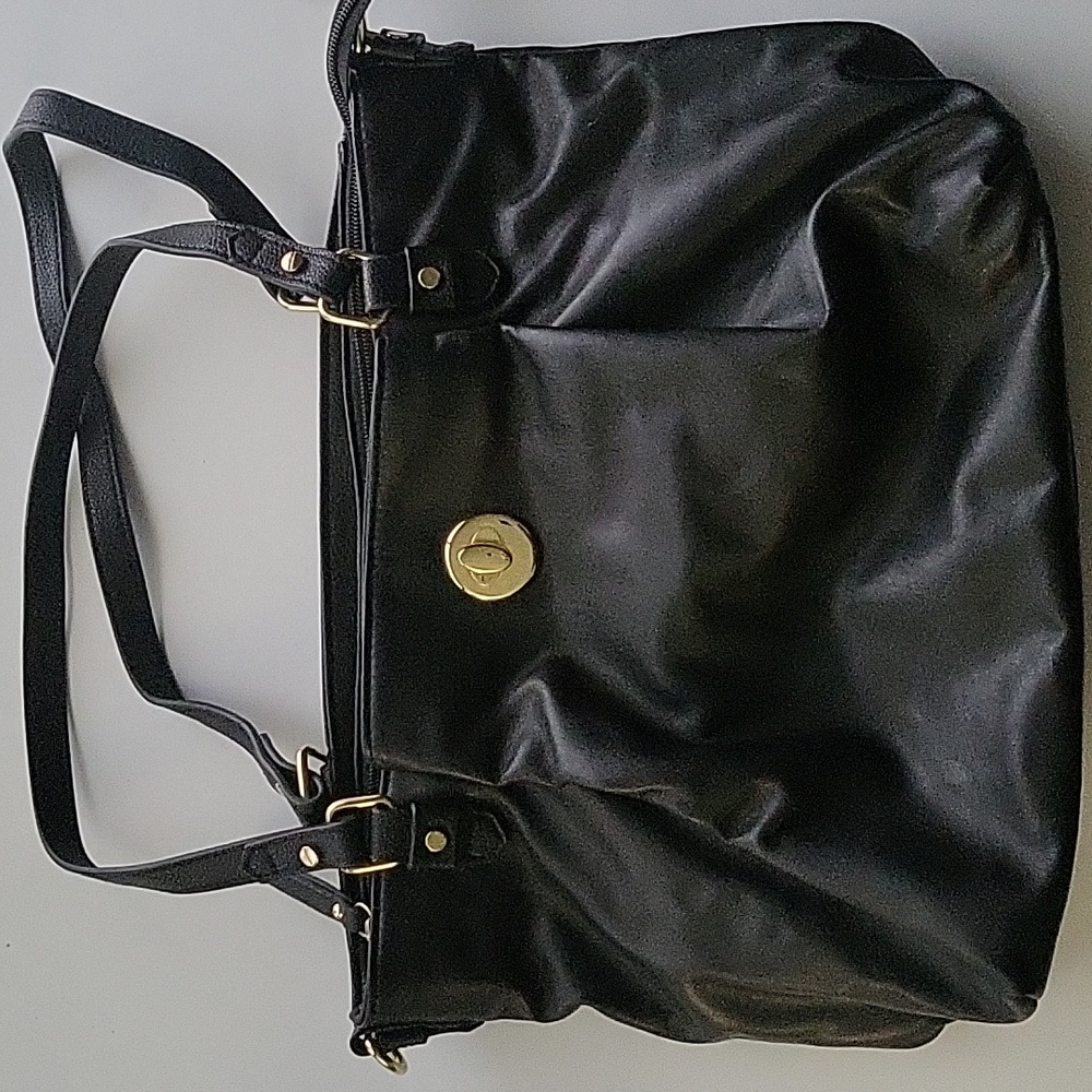 Black Leather Rosetti Shoulder Bag